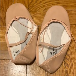 ABT Spotlights Women Leather Ballet Slipper